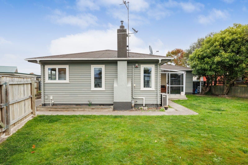 2 Montgomery Street, Feilding, Feilding - Carousel 24