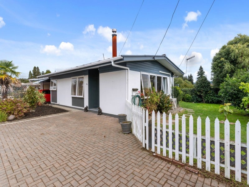 54A Sophia Street, Glenholme, Rotorua - Carousel 1
