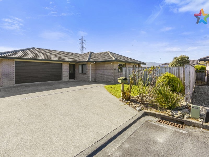 8 Percy Kinsman Crescent, Riverstone Terraces, Upper Hutt - Carousel 14