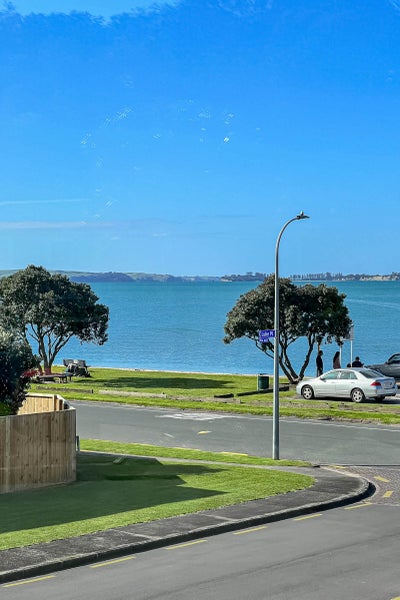 2A Luke Place, Eastern Beach, Auckland - Carousel 23