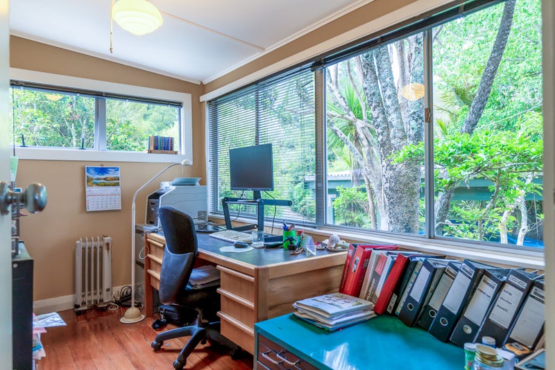 8 Rimu Road, Oratia, Auckland - Carousel 28