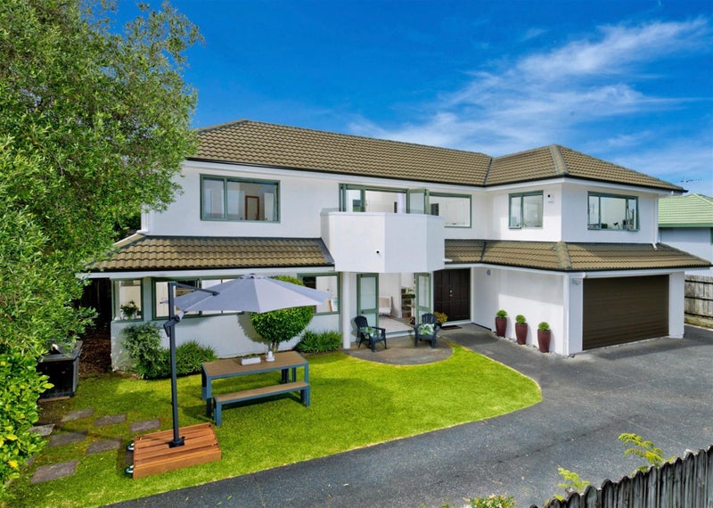 2/362 East Coast Road, Sunnynook, Auckland - Carousel 1