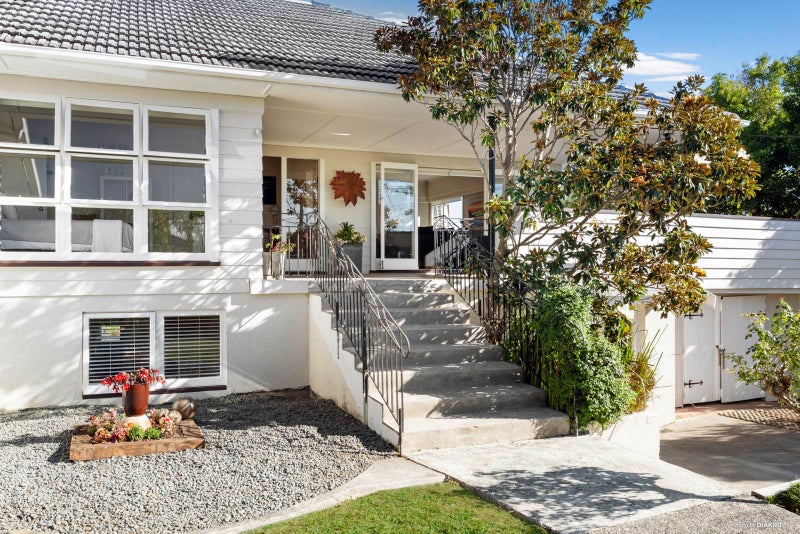 3 Holland Road, Hillcrest, Auckland - Carousel 2