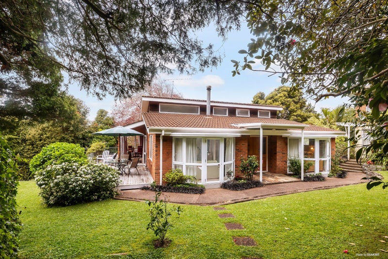 2/208 Hillsborough Road, Hillsborough, Auckland - Carousel 1