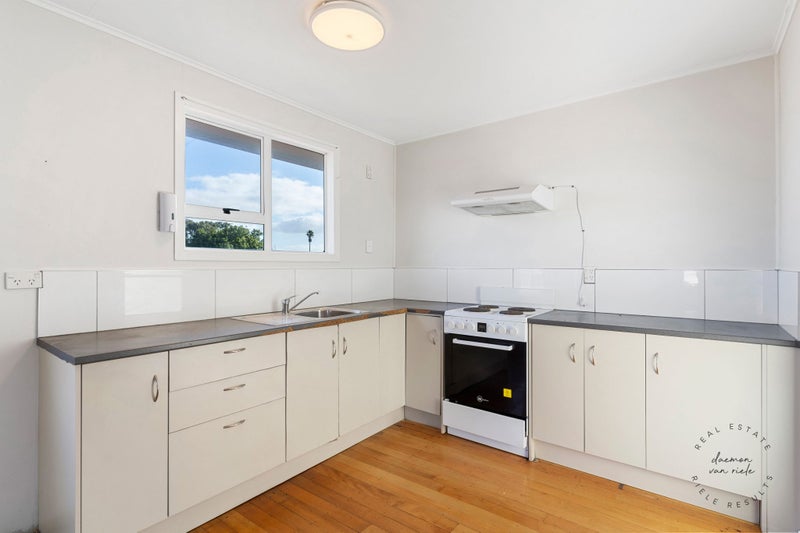 80 Fisher Crescent, Otara, Auckland - Carousel 2