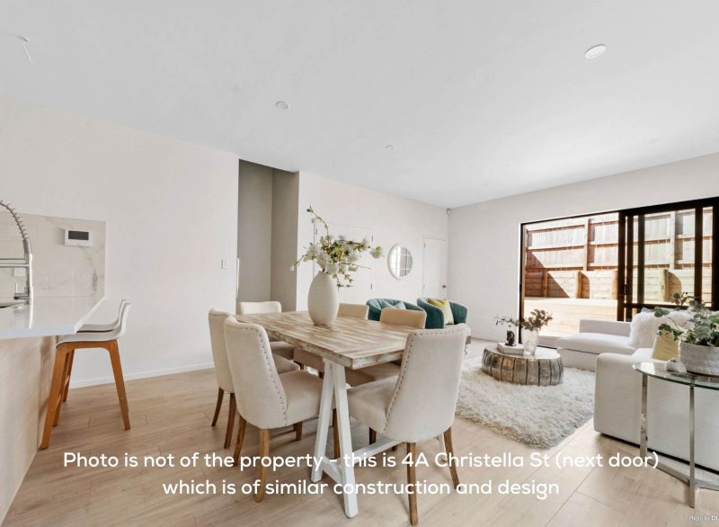 4 Christella Street, Flat Bush, Auckland - Carousel 1