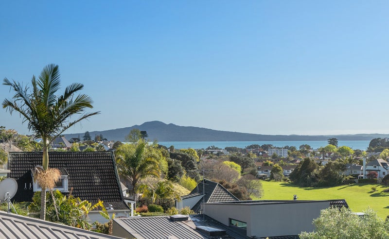 83A Kurahaupo Street, Orakei, Auckland - Carousel 2