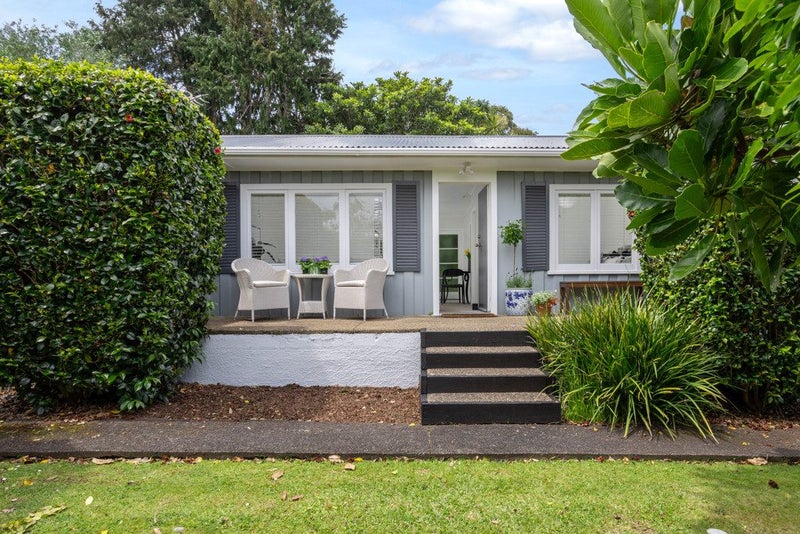 1/108 Asquith Avenue, Mount Albert, Auckland - Carousel 1