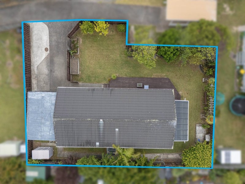 1/15 Tetrarch Place, Tōtara Vale, Auckland - Carousel 2
