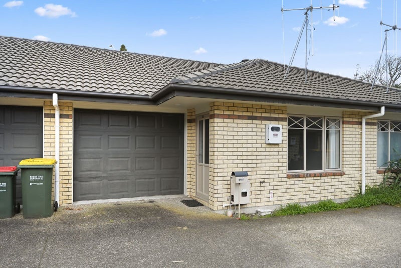 2/201 Massey Street, Frankton, Hamilton - Carousel 2