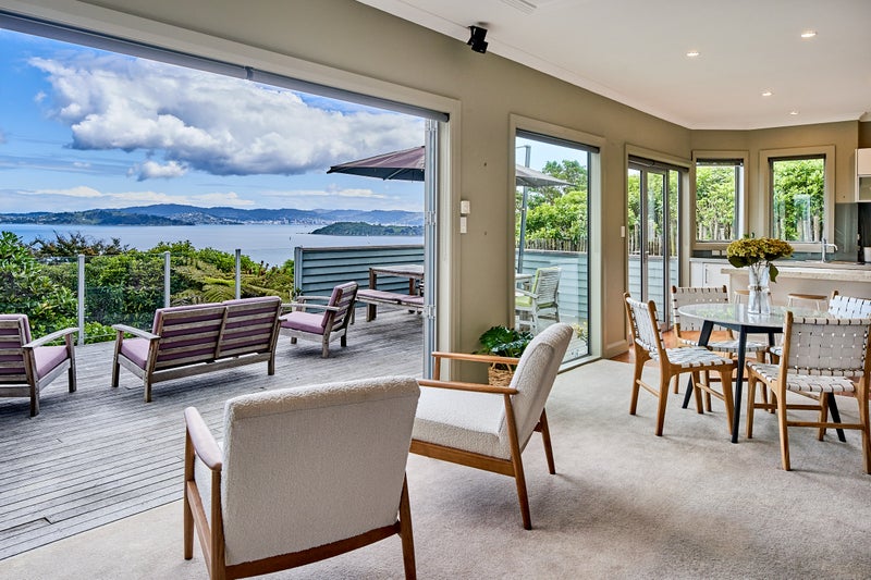 45 Howard Road, Point Howard, Lower Hutt - Carousel 1