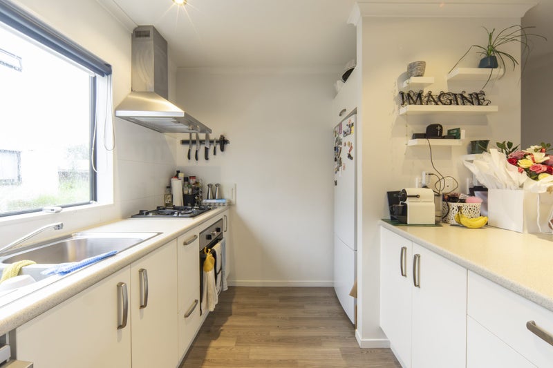 9/3 Korimako Street, Frankton, Hamilton - Carousel 2