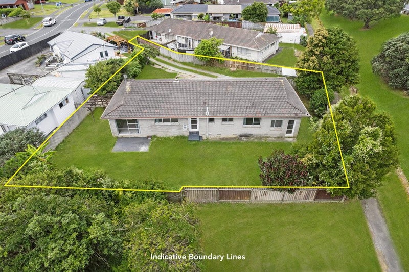50 Latham Avenue, Pakuranga, Auckland - Carousel 2
