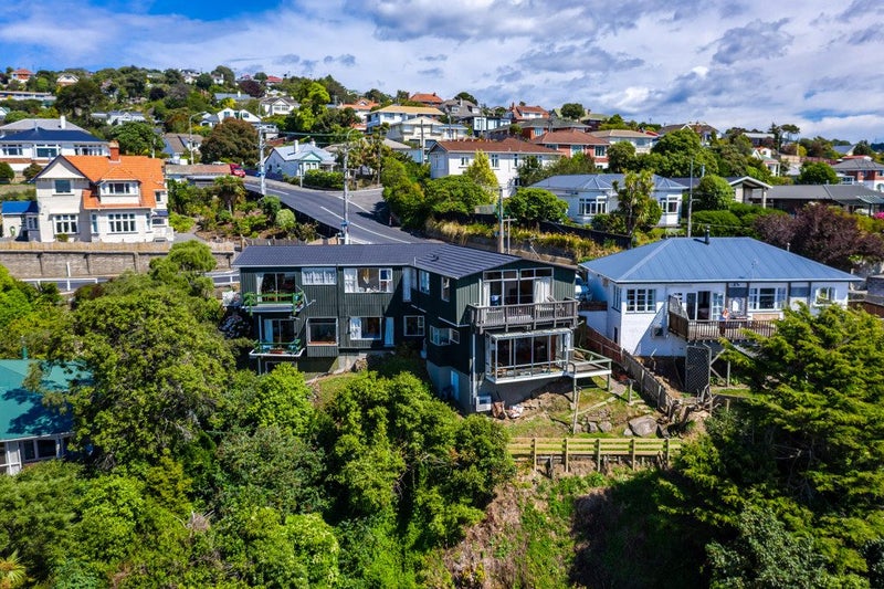 67 Easther Crescent, Kew, Dunedin - Carousel 1