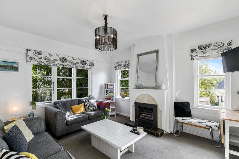 8/4 Oak Park Avenue, Te Aro, Wellington - Carousel 2