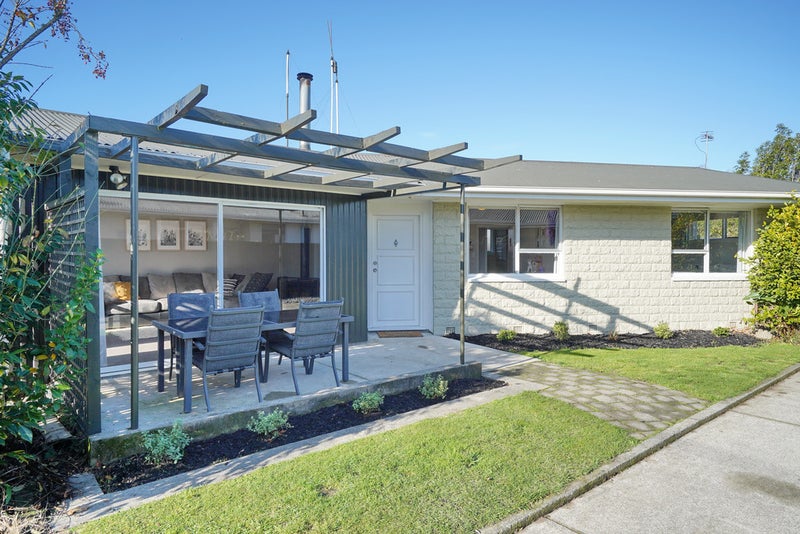 94 Farquhars Road, Redwood, Christchurch - Carousel 2