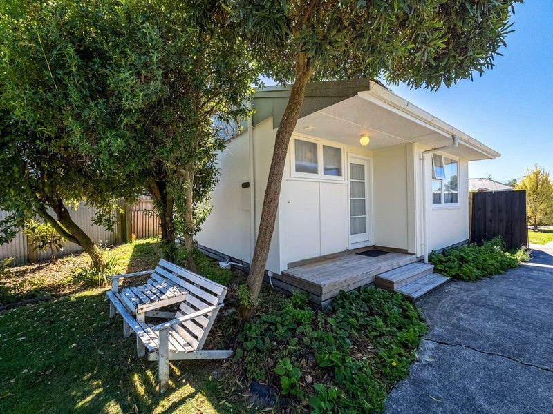 0 , Woolston - Carousel 15