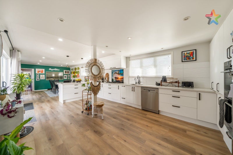 7 Hine Road, Wainuiomata, Lower Hutt - Carousel 1