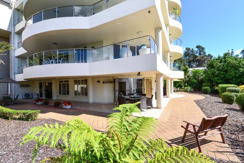 40I Thackeray Street, Hamilton Lake, Hamilton - Carousel 1