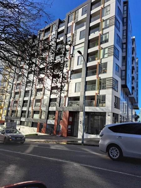 301/5 Howe Street, Auckland Central, Auckland - Carousel 1