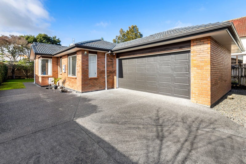 24 Hardley Avenue, Mount Roskill, Auckland - Carousel 1