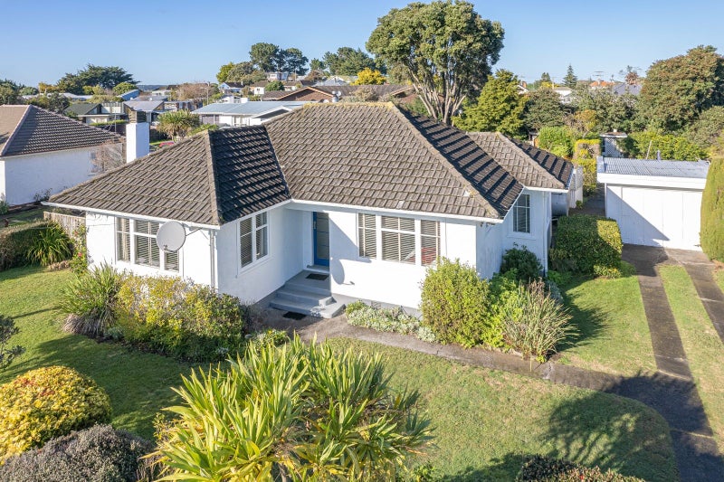 1 Nikau Street, Tawhero, Whanganui - Carousel 1
