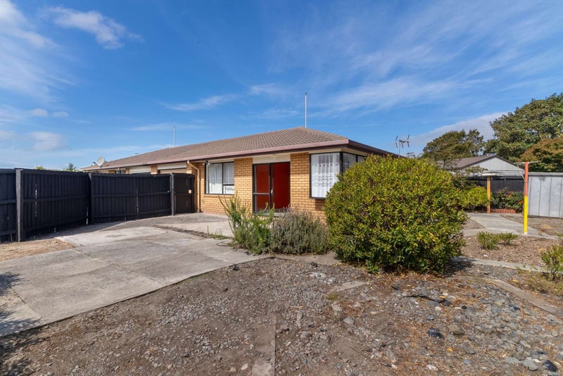 15B Glenbyre Place, Bromley, Christchurch - Carousel 1