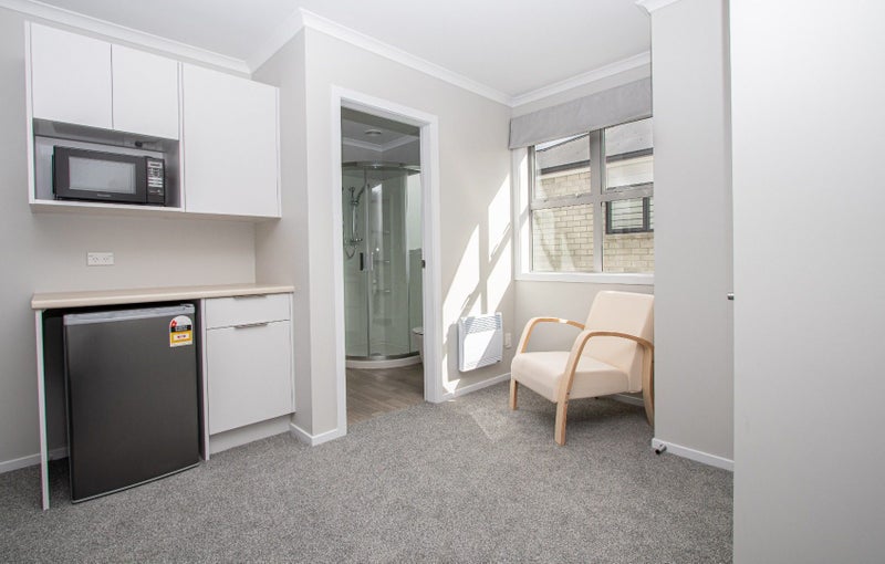 2/20 Jones Crescent, Melville, Hamilton - Carousel 1