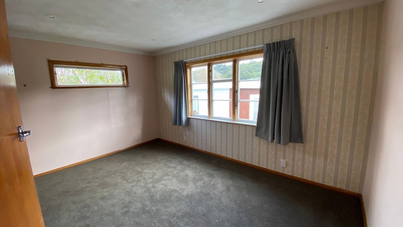 66 Stokes Valley Road, Stokes Valley, Lower Hutt - Carousel 14