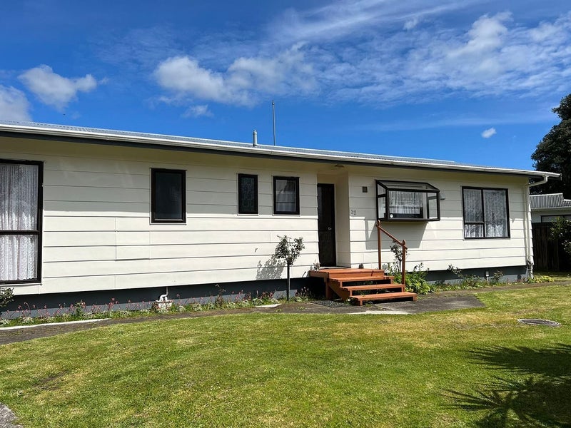 32 Sequoia Crescent, Owhata, Rotorua - Carousel 2
