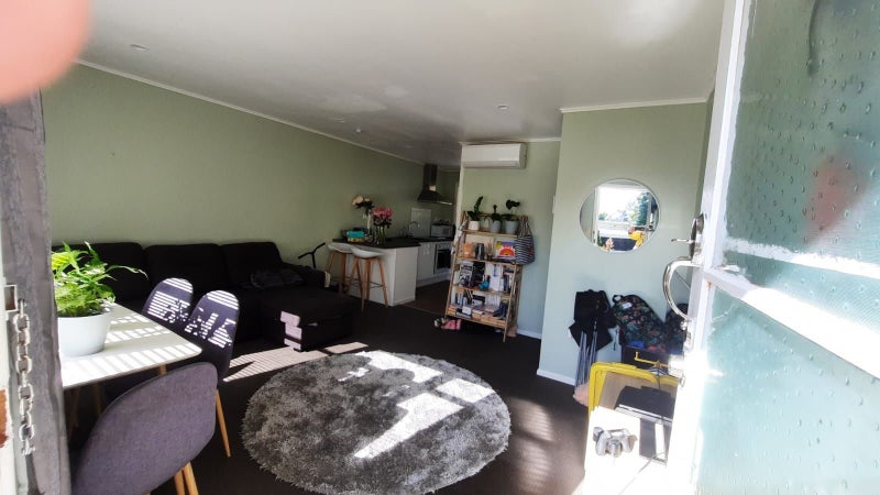 3/31 Simkin Avenue, Saint Johns, Auckland - Carousel 2