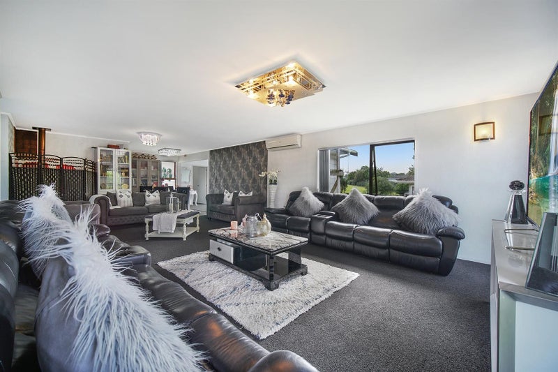 13 Bahari Drive, Ranui, Auckland - Carousel 2
