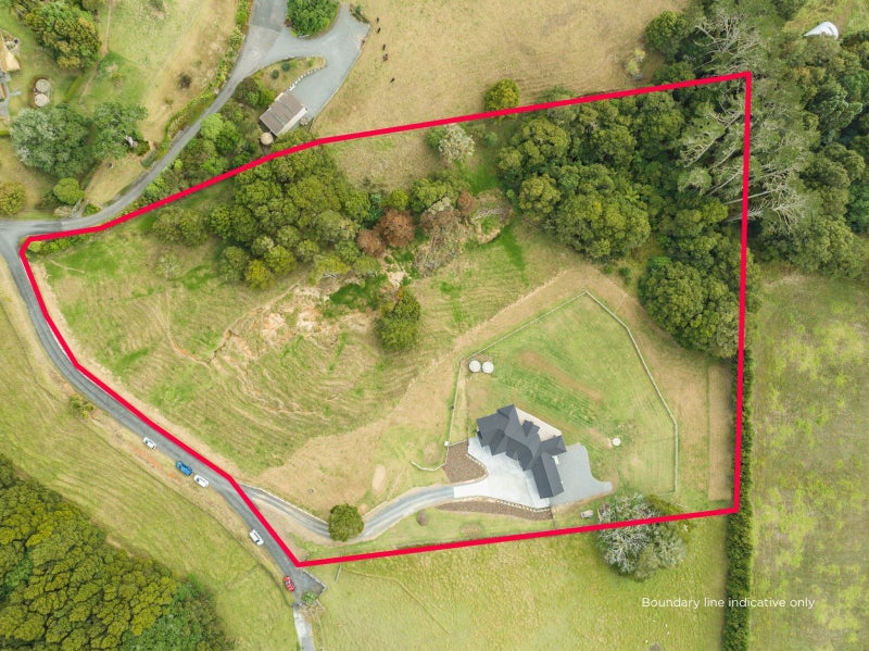 38 Dalkeith Drive, Kamo - Carousel 2