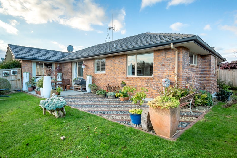 13 Wimbledon Close, Nawton, Hamilton - Carousel 2