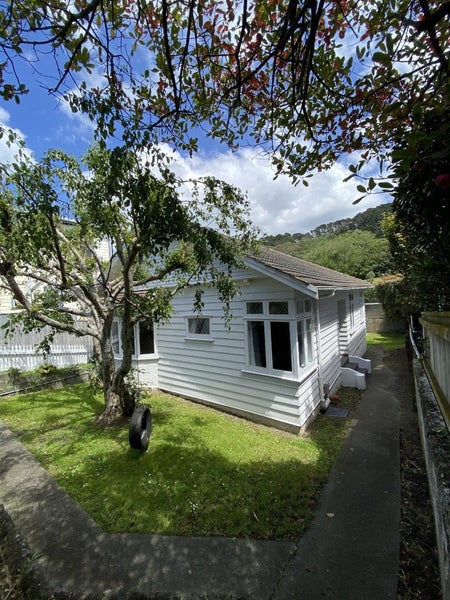 116 Moxham Avenue, Hataitai, Wellington - Carousel 17