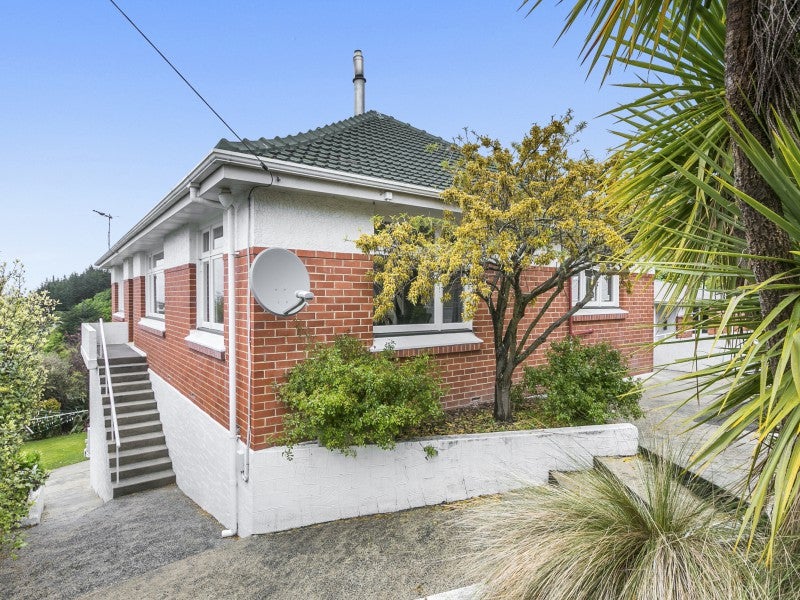 163 Easther Crescent, Kew, Dunedin - Carousel 1