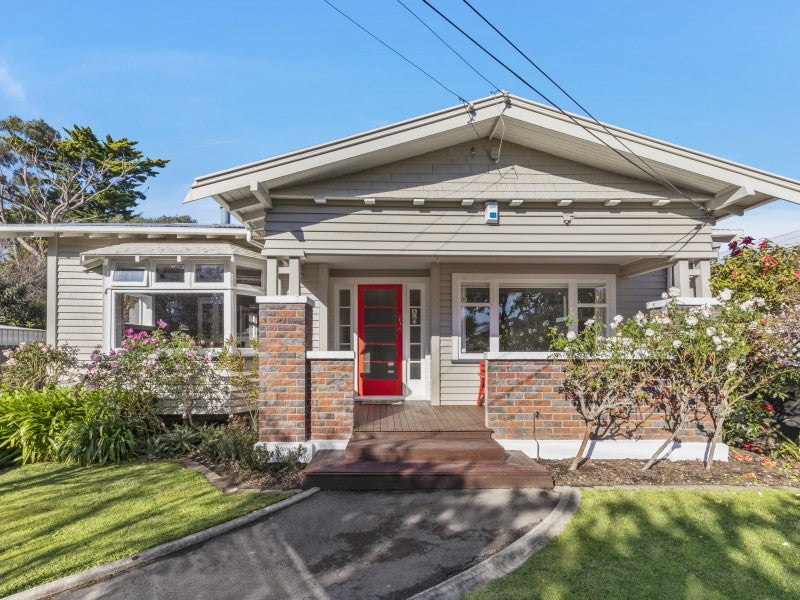 32 Trafalgar Street, Waiwhetu, Lower Hutt - Carousel 1