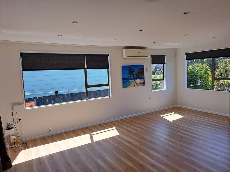 12 Clipper Street, Titahi Bay, Porirua - Carousel 2