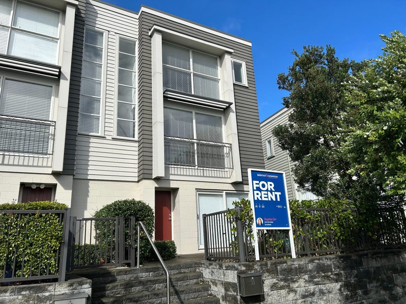 50 Korere Terrace, Stonefields, Auckland - Carousel 1