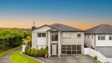 129 Flat Bush School Road, Flat Bush, Auckland - Carousel 1
