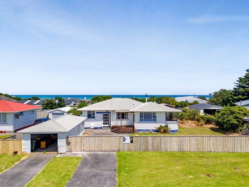 32 Dieffenbach Street, Opunake - Carousel 35