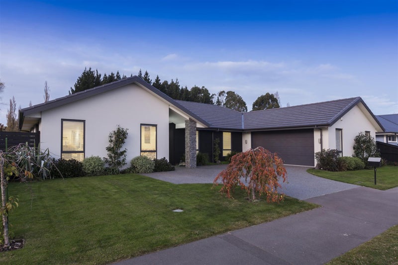 9 Kohunga Crescent, Bottle Lake, Christchurch - Carousel 1