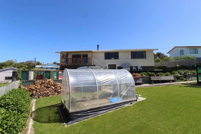 16 Semple Street, Kakanui - Carousel 13