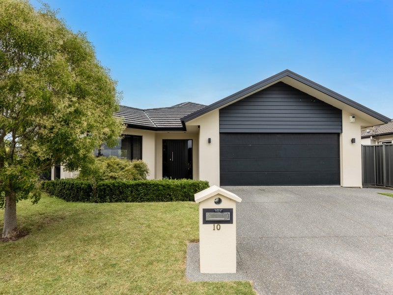 10 Orotu Drive, Poraiti, Napier - Carousel 1