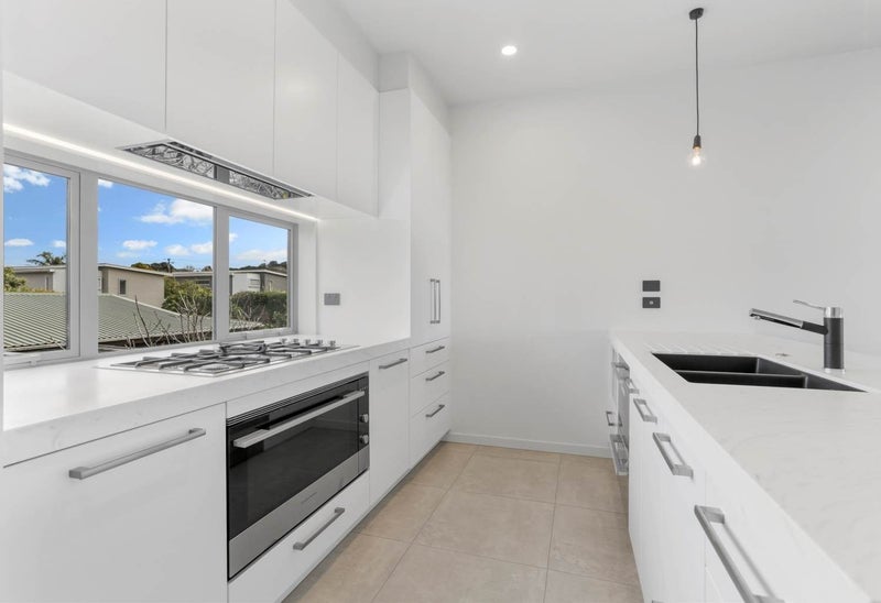 3/13A Clarke Road, Onehunga, Auckland - Carousel 2