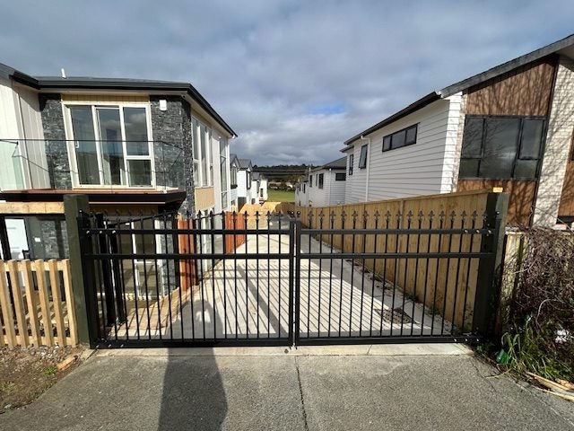 454D Albany Highway, Albany, Auckland - Carousel 30