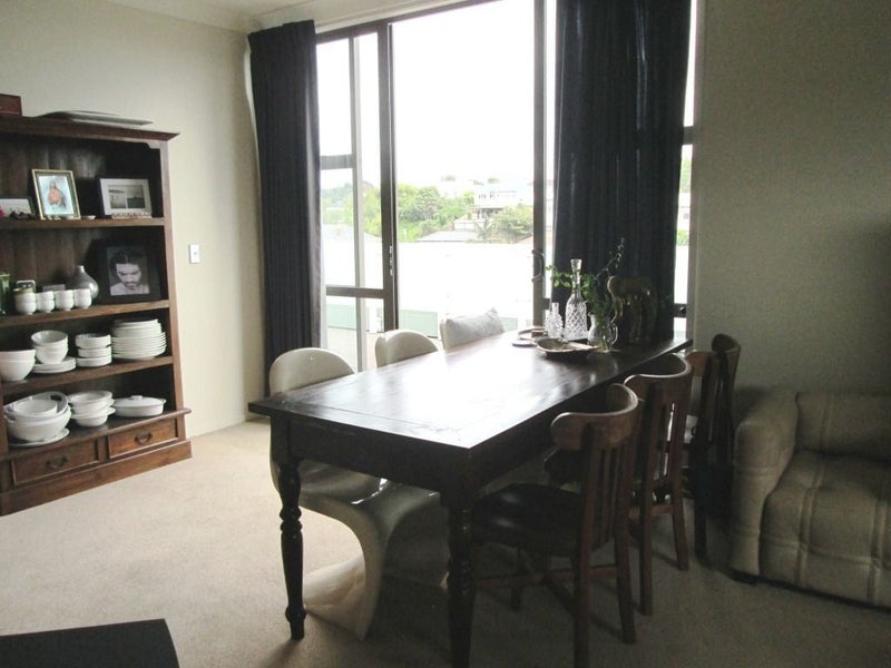 301/3 Morningside Drive, St Lukes, Auckland - Carousel 1