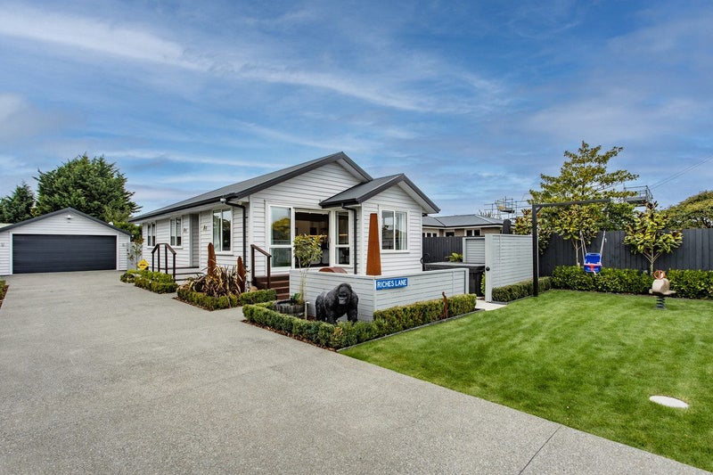 55 Vivian Street, Burwood, Christchurch - Carousel 1