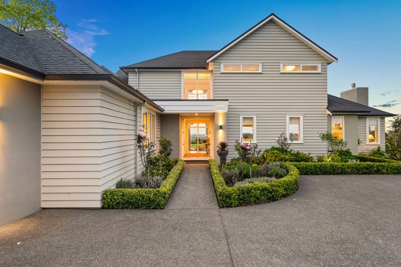 7 Ridgeline Way, Manurewa - Carousel 2