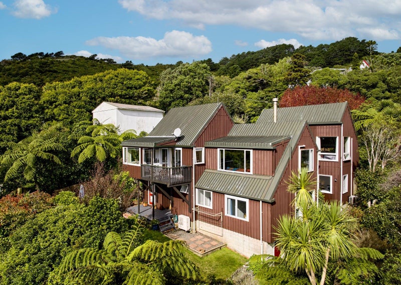 21 Rochester Street, Wilton, Wellington - Carousel 1